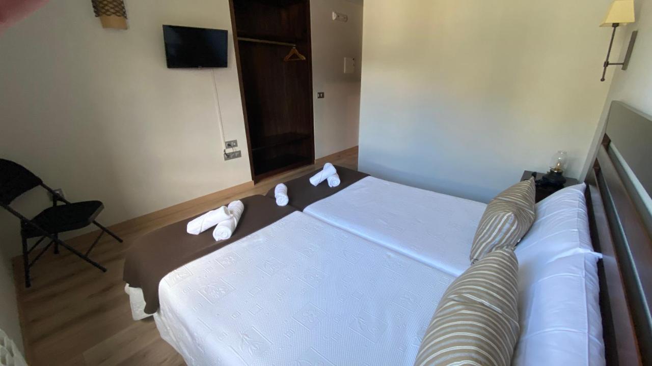 Hotel La Cuna Del Sella Oseja de Sajambre Extérieur photo