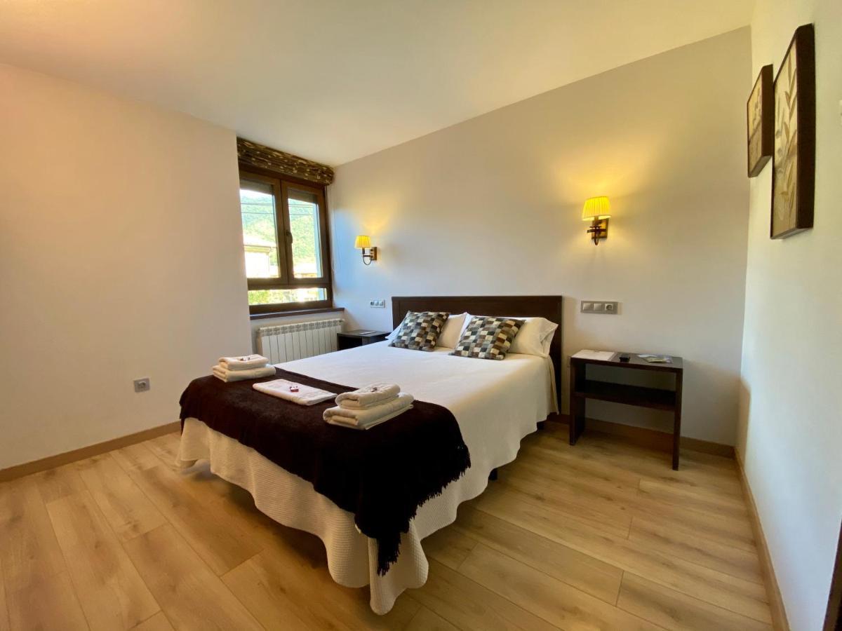 Hotel La Cuna Del Sella Oseja de Sajambre Extérieur photo